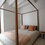 Petit Prince, Alojamento de Acomodação e Pequeno-almoço