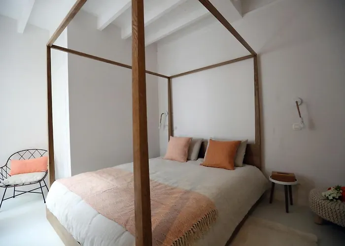 Petit Prince, לינה וארוחת בוקר