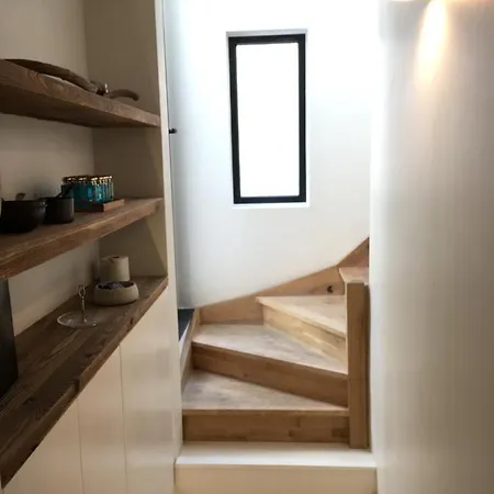 לינה וארוחת בוקר Petit Prince, 4*