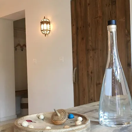 Petit Prince, לינה וארוחת בוקר גנט